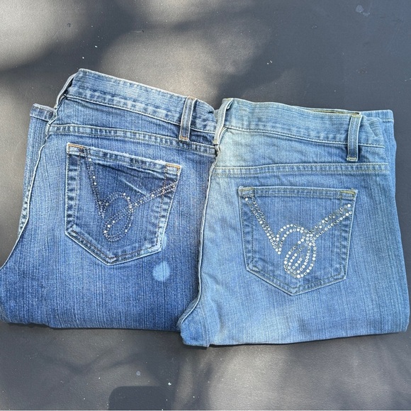 Bebe Jeans Carmen Boot Cut Jeans Distressed Denim Size 31 2 Pairs - Picture 1 of 10